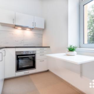 Pronájem bytu 2+1 57 m² Ostrava Moravská, Nádražní