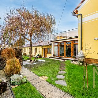 Prodej rodinného domu 250 m² Plzeň Doubravka, Pod Lesem