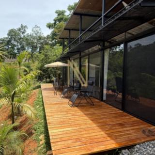 Prodej rodinného domu, 240m²