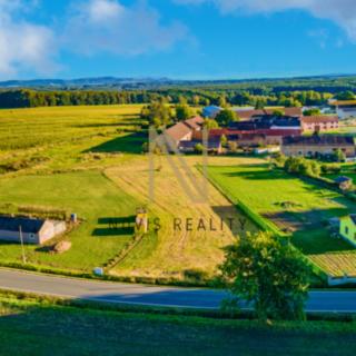 Prodej stavební parcely 3 058 m² Puclice