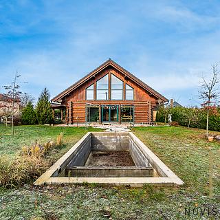 Prodej rodinného domu 190 m&sup2; Obora