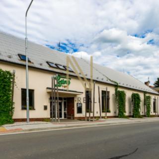 Prodej hotelu a penzionu 646 m² Letiny