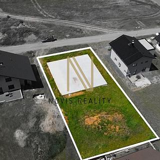 Prodej stavební parcely 964 m² Osvračín