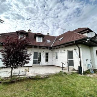 Prodej vily 310 m² Zeleneč