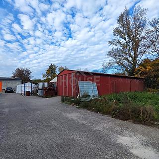 Prodej skladu 111 m&sup2; Přelouč