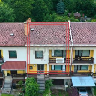Prodej rodinného domu 220 m² Rovensko pod Troskami