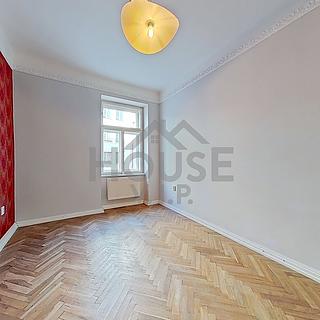 Prodej bytu 1+1 30 m² Praha Žižkov, Husitská