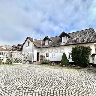 Prodej rodinného domu 239 m² Hýskov, Prostřední