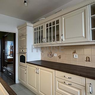 Prodej bytu 4+1 118 m² Praha Stodůlky, Mezi školami