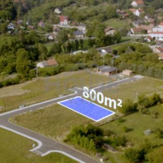 Prodej stavební parcely 800 m² Svinařov