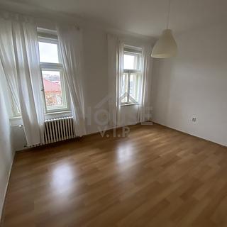 Pronájem bytu 2+1 64 m² Praha Vinohrady, Londýnská
