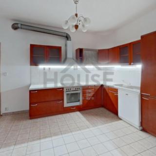 Prodej bytu 3+kk 93 m² Praha, Jeřabinová