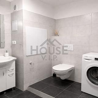 Prodej bytu 4+1 74 m² Praha Prosek, Mimoňská