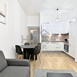 Prodej bytu 2+kk 40 m² Praha, Bořivojova