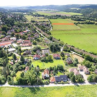 Prodej stavební parcely 1576 m&sup2; Všenory