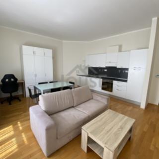 Pronájem bytu 2+kk 55 m² Praha
