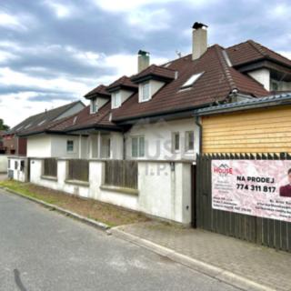Prodej vily 310 m² Zeleneč