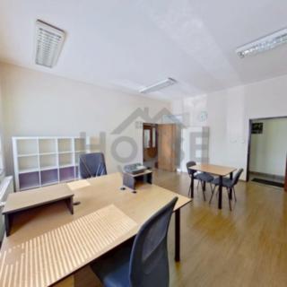Pronájem obchodu 75 m² Beroun