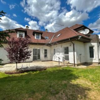 Prodej vily 310 m² Zeleneč