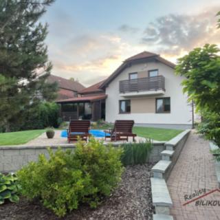 Prodej rodinného domu 214 m²