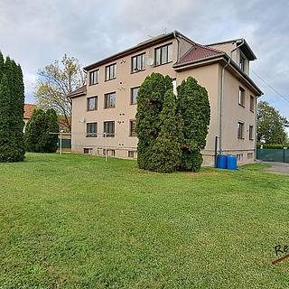 Prodej bytu 4+1 70 m² Jenštejn
