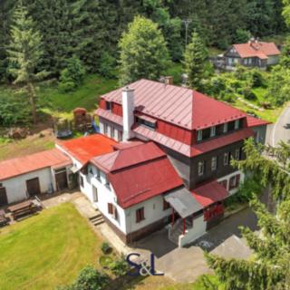 Prodej rodinného domu 538 m² Desná I, Údolní