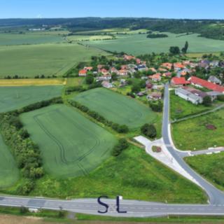 Prodej stavební parcely 14 921 m² Podhořany u Ronova