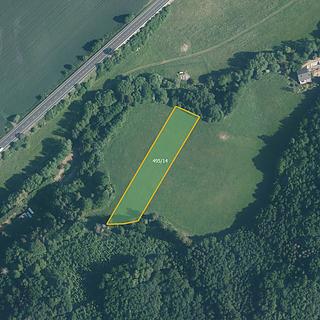 Prodej louky 2 215 m² Lažany