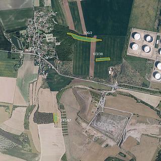 Prodej zemědělské půdy 25 049 m² Uhy