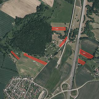 Prodej zemědělské půdy 51 700 m² Zvěrotice