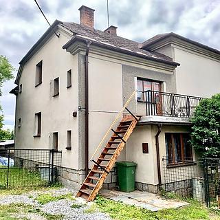 Pronájem bytu 3+1 75 m² Bušín