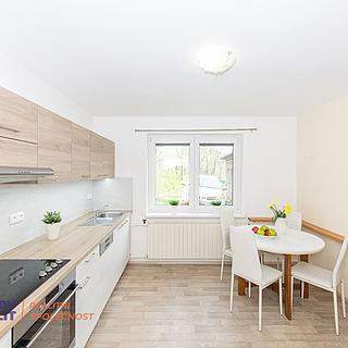 Prodej rodinného domu 286 m² Všemina
