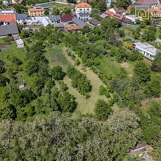 Prodej stavební parcely 1 000 m² Olomouc Droždín