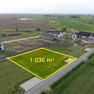 Prodej stavební parcely 1036 m² Divec