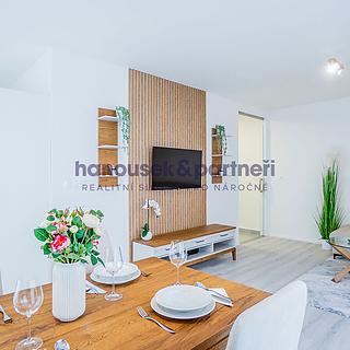 Prodej bytu 2+kk 66 m&sup2; Vrchlabí