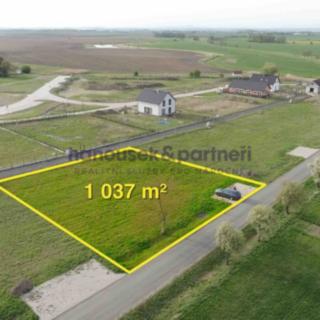 Prodej stavební parcely 1037 m² Divec