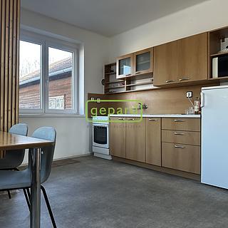 Pronájem bytu 2+kk 56 m&sup2; Tetčice