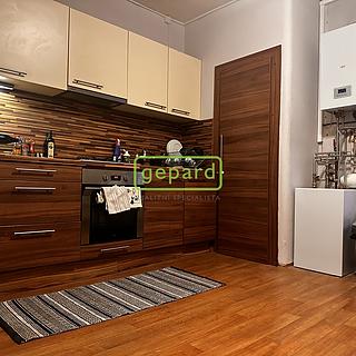 Pronájem bytu 2+kk, 49m²