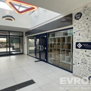 Pronájem obchodu 102 m² Praha