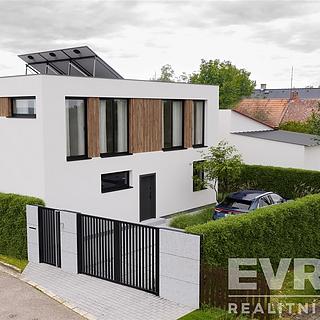 Prodej stavební parcely 634 m&sup2; Třebechovice pod Orebem