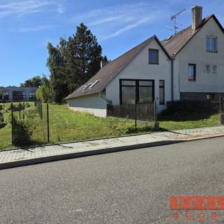 Prodej stavební parcely 1 222 m² Netvořice