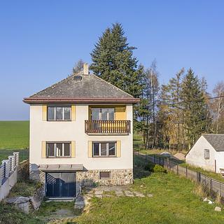 Prodej rodinného domu 87 m&sup2; Rušinov