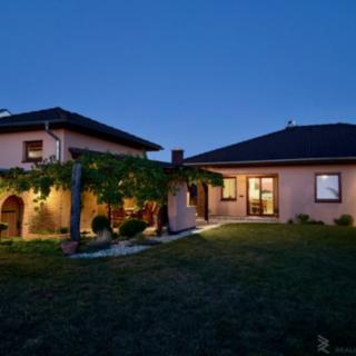 Prodej rodinného domu 133 m² Pouzdřany, Stepní