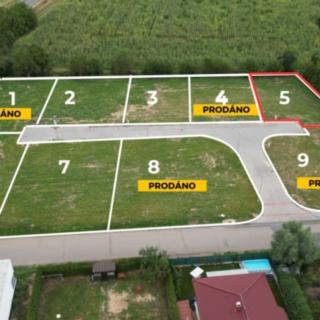 Prodej stavební parcely 612 m² Rajhrad