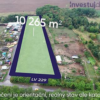 Prodej komerčního pozemku 10265 m² Ořech