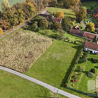 Prodej stavební parcely 3736 m² Březnice