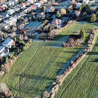 Prodej stavební parcely 11 240 m² Zlín Příluky