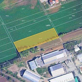 Prodej komerčního pozemku 1030 m² Pozořice