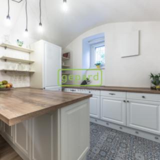 Prodej bytu 2+1 57 m² Praha Vršovice, Černomořská