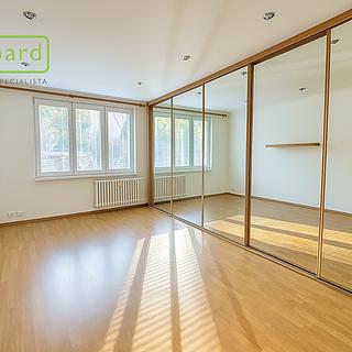 Prodej bytu 3+1 81 m² Karlovy Vary Bohatice, U Trati